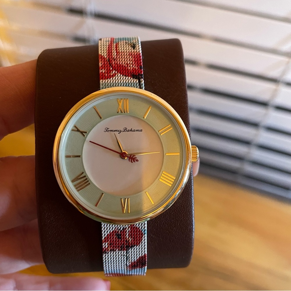🦩🦩🦩Tommy Bahama women’s  Flamingo watch.